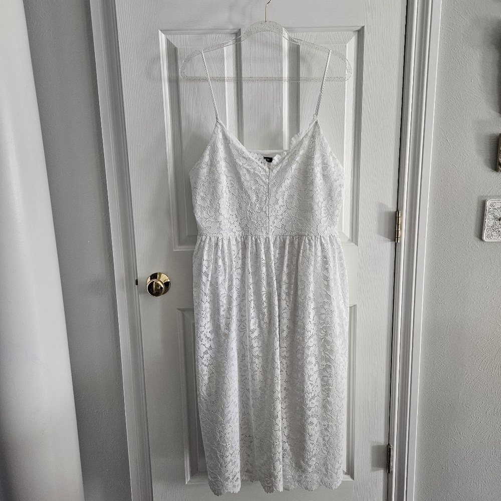 NWOT Express White Lace Midi Dress
